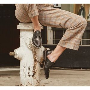 Freda Salvador Wear d'Orsay Laceless Derby Women's Black Slip On Shoes Size 8